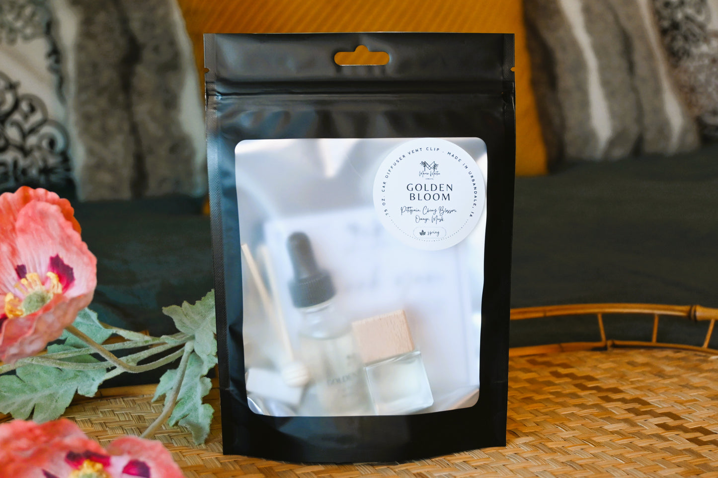 Golden Bloom Car Diffuser Vent Clip