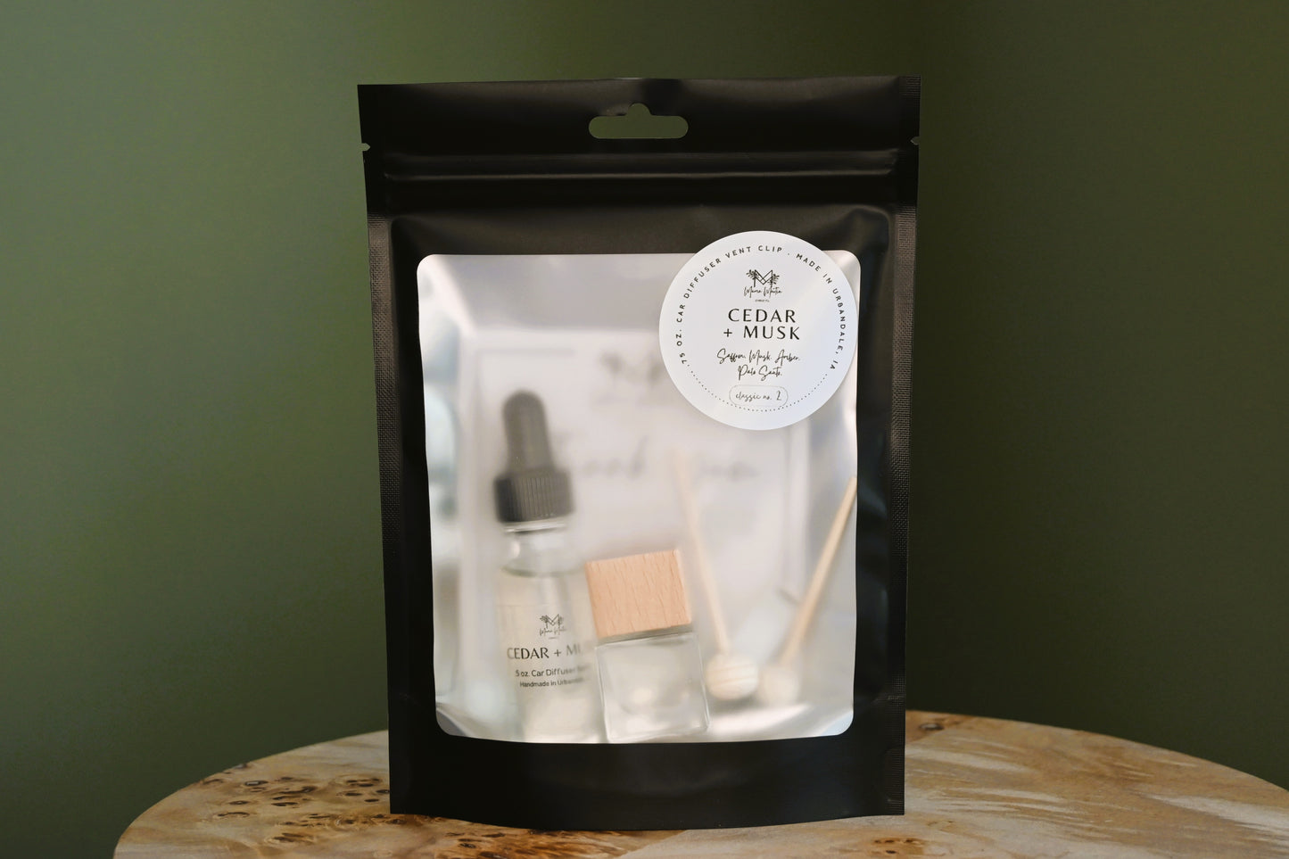 Cedar + Musk Car Diffuser Vent Clip