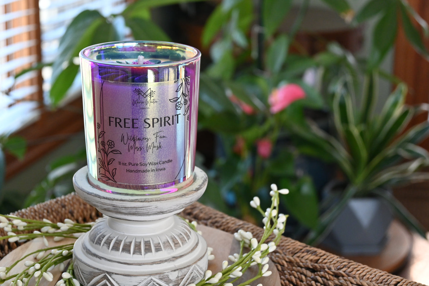 Free Spirit Iridescent Flower Candle